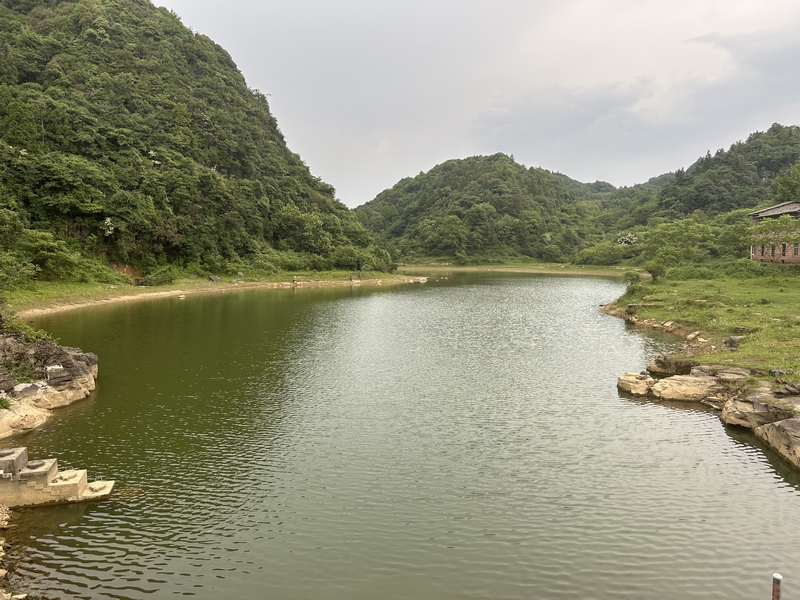水库